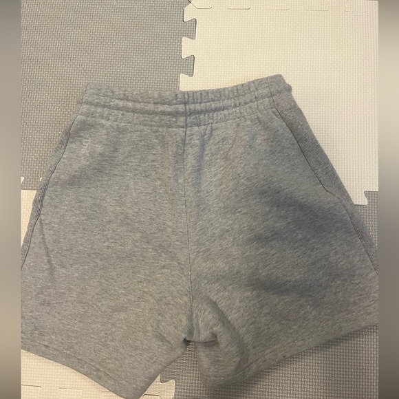 TNA sweat fleece shorts - Picture 3 of 3